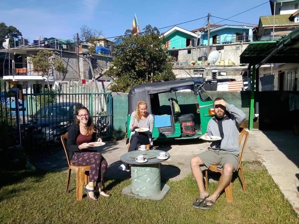 Leisure Nest Hostel Nuwara Eliya Buitenkant foto
